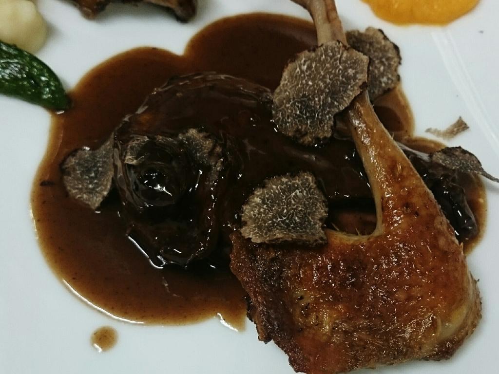 白马村小型迎宾酒店 外观 照片